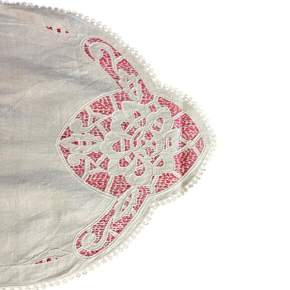 Vintage Linen Table Runner Cream Pink Cutwork Embroidered Floral Lace 45” Used - Picture 8 of 16